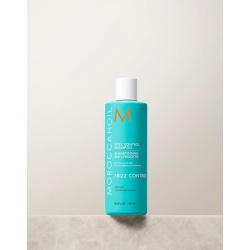 id0730-frizz-shampoo-250ml-pdp-1080x1376-geconverteerd-van-webp
